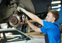 Những Sai Lầm Phá Hủy Hệ Thống Phanh Ô Tô Những Sai Lầm Phá Hủy Hệ Thống Phanh Ô Tô