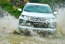 Ô TÔ BỊ NƯỚC VÀO BÌNH XĂNG, NHẬN BIẾT VÀ XỬ LÝ THẾ NÀO? Ô TÔ BỊ NƯỚC VÀO BÌNH XĂNG, NHẬN BIẾT VÀ XỬ LÝ THẾ NÀO?