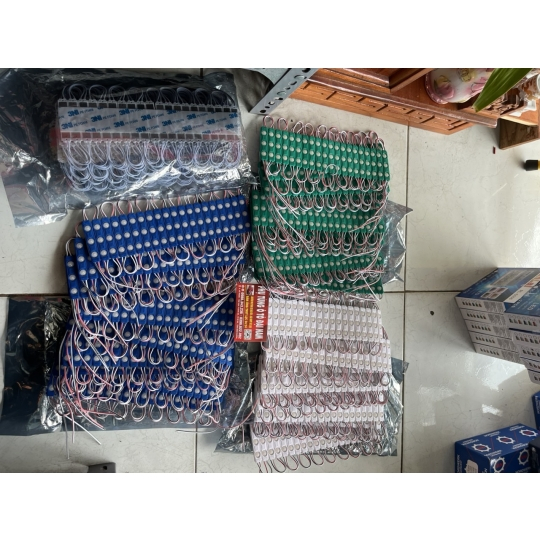 Đèn led 3 mắt siêu đẹp